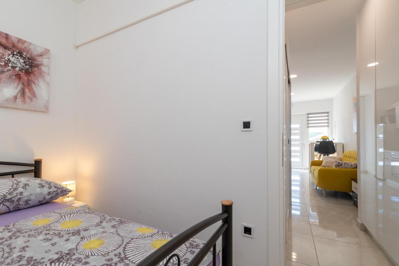 Apartment Leo Trogir Exterior foto